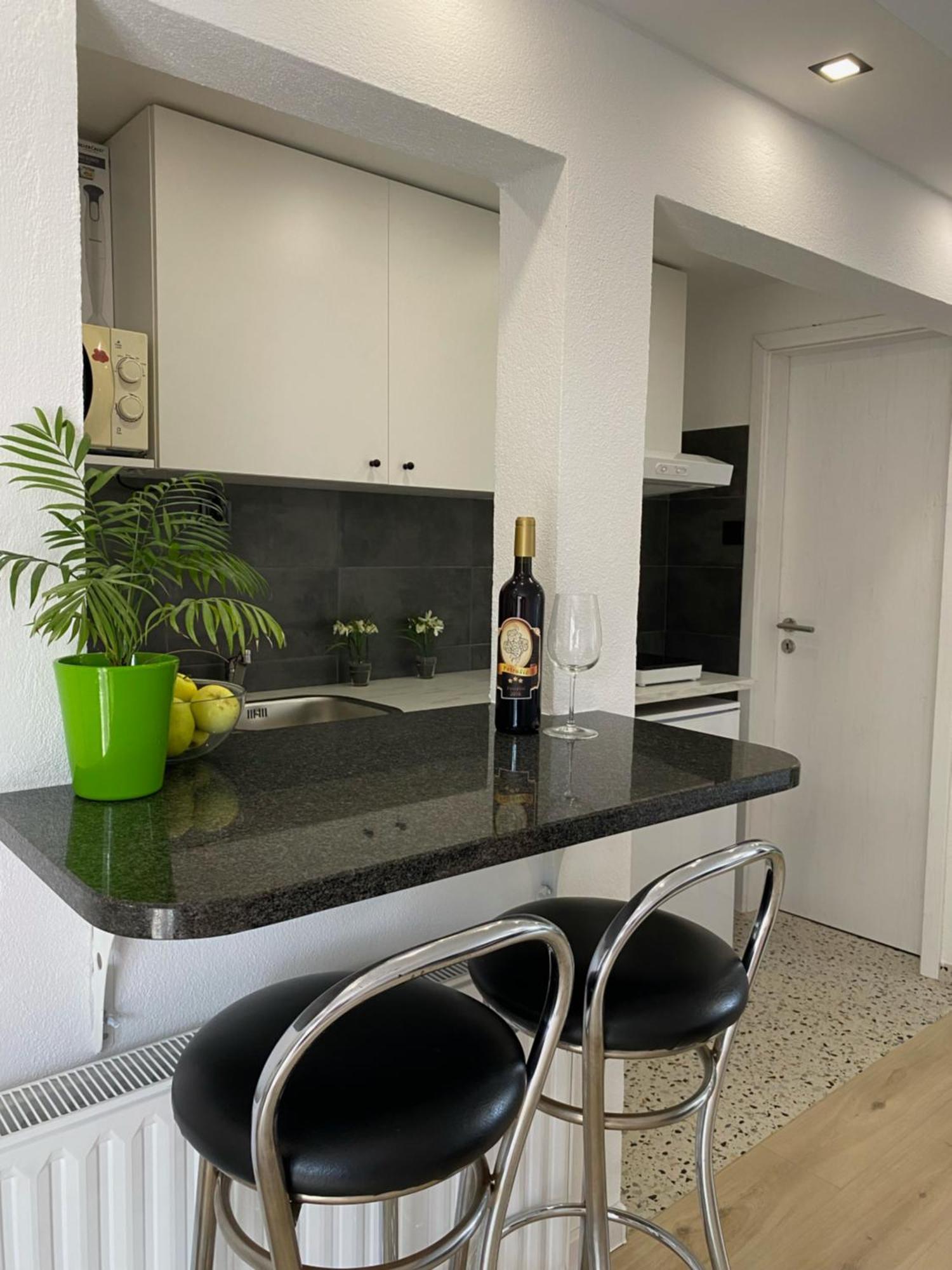 Studio Apartment Adrijana Zagreb Exterior foto